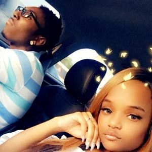 Meet your Posher, Amari